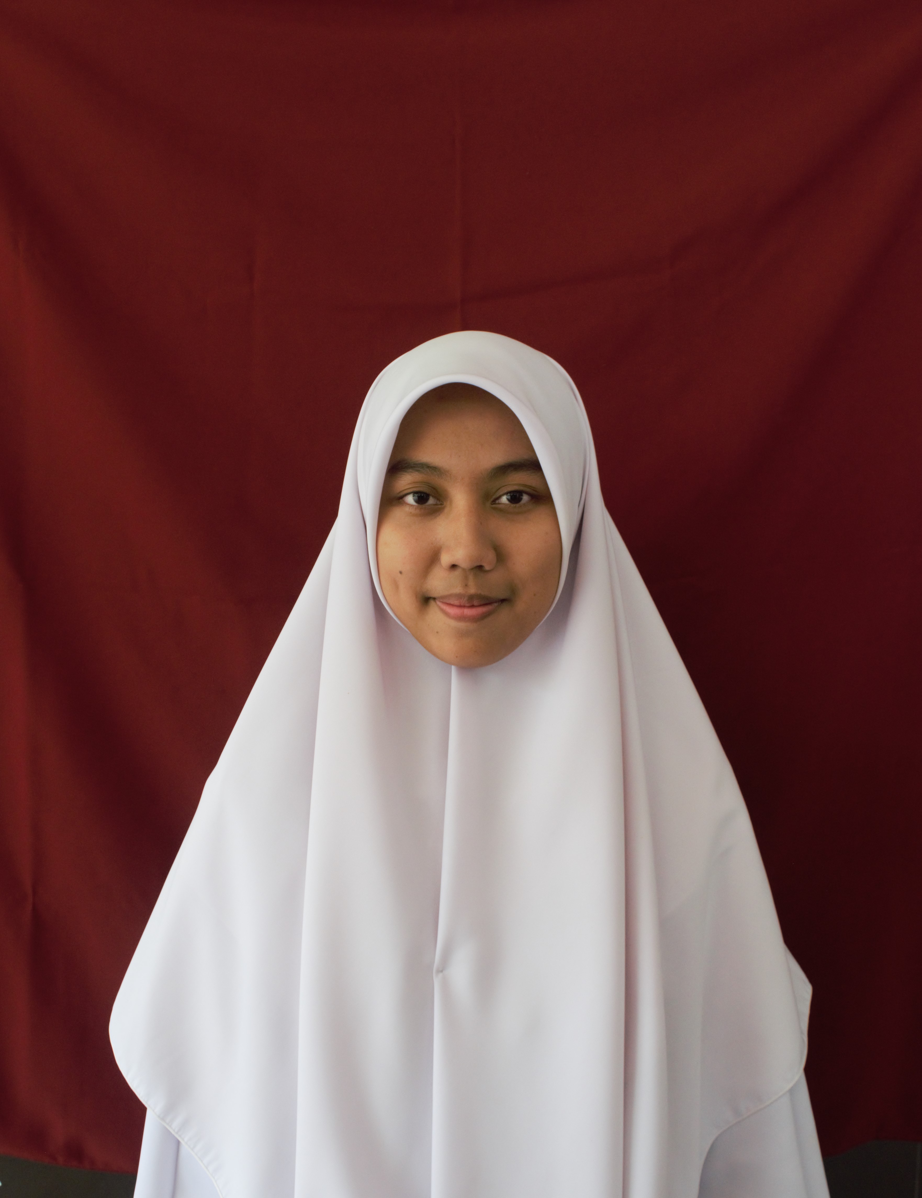 Siti Zahra Yundiyavi